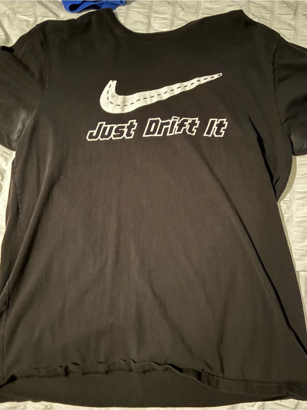Men’s just  Drift It Graphic Tee - Black
